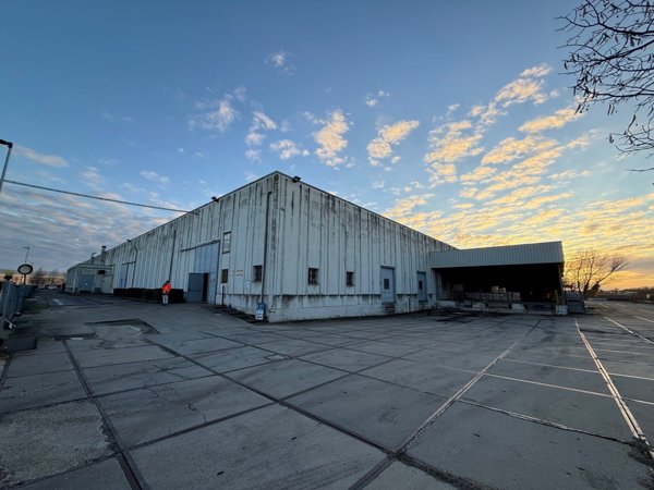 ufficio in affitto a Castello d'Argile