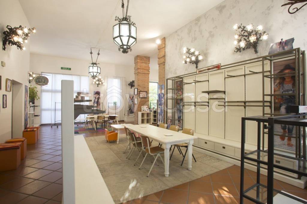 negozio in affitto a Castel Maggiore