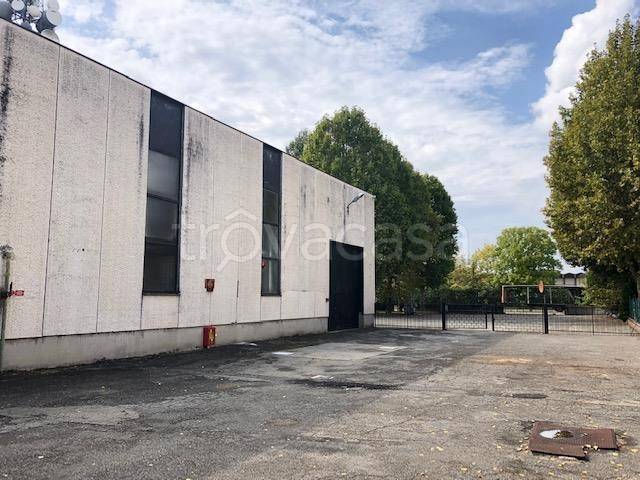 locale di sgombero in affitto a Castel Maggiore