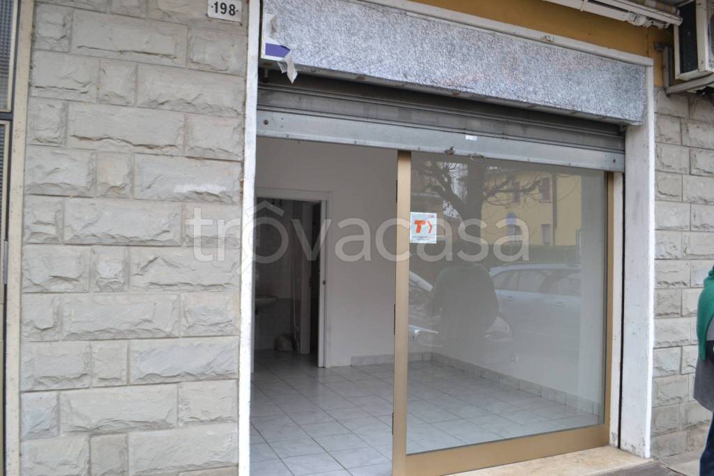 negozio in affitto a Castel Maggiore