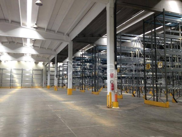 locale commerciale in affitto a Castel Maggiore