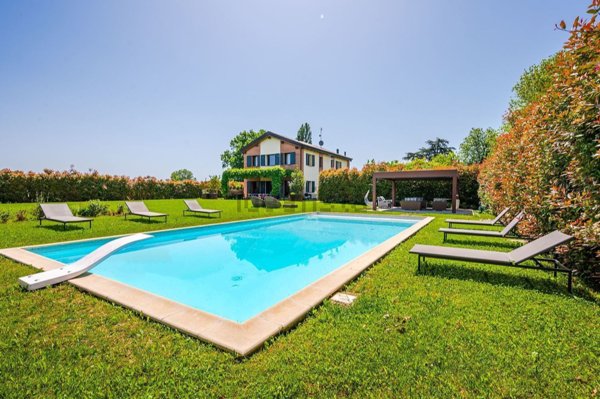 casa indipendente in affitto a Castel Maggiore in zona Boschetto