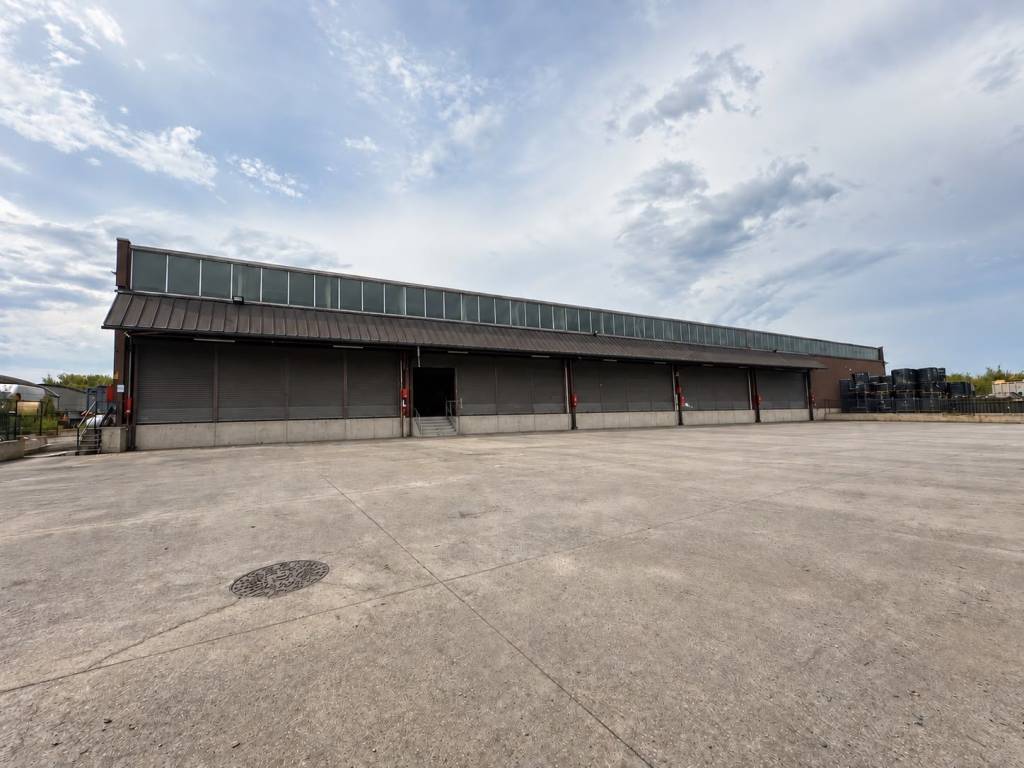 locale commerciale in affitto a Castel Maggiore