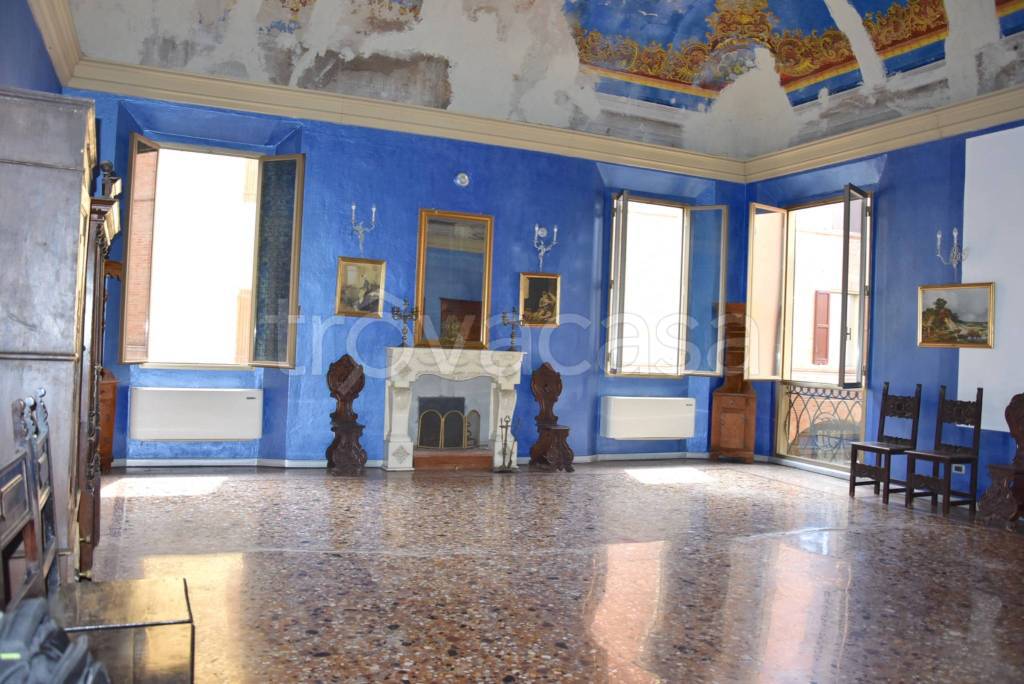 negozio in affitto a Castel San Pietro Terme
