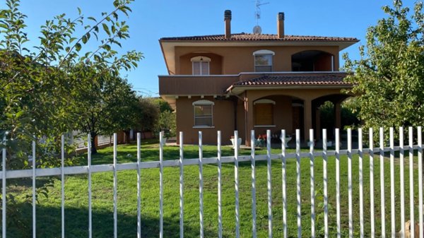 bifamiliare in affitto a Castel San Pietro Terme in zona Osteria Grande