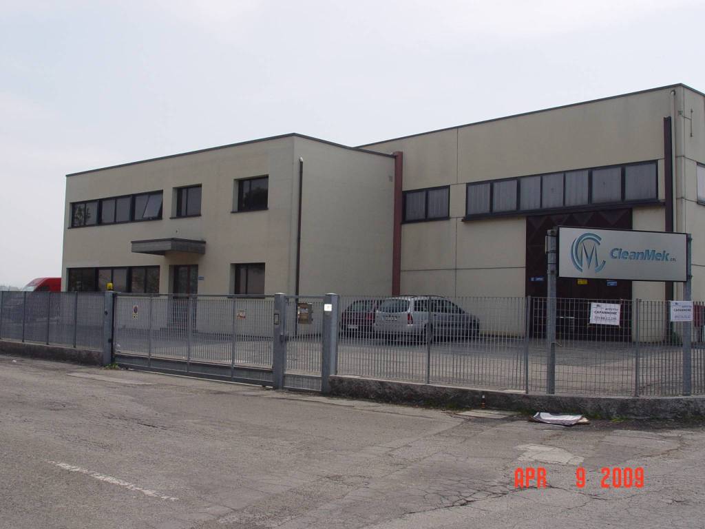 locale commerciale in affitto a Castel San Pietro Terme in zona Osteria Grande