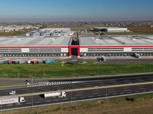 locale commerciale in affitto a Castel San Pietro Terme