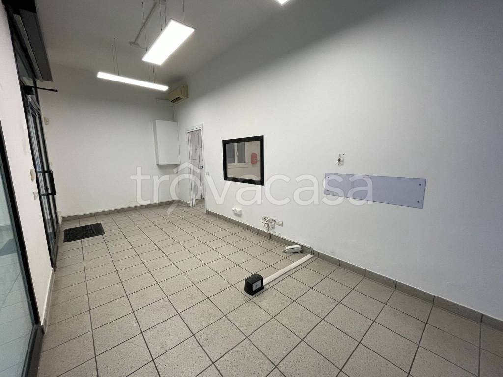 negozio in affitto a Castenaso