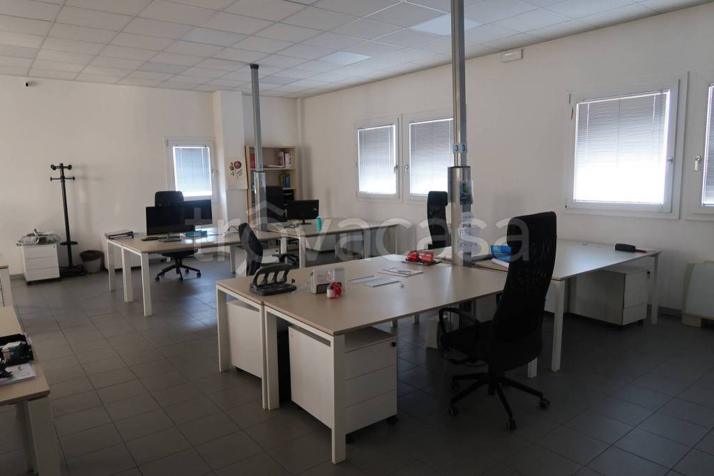 ufficio in affitto a Castenaso in zona Villanova