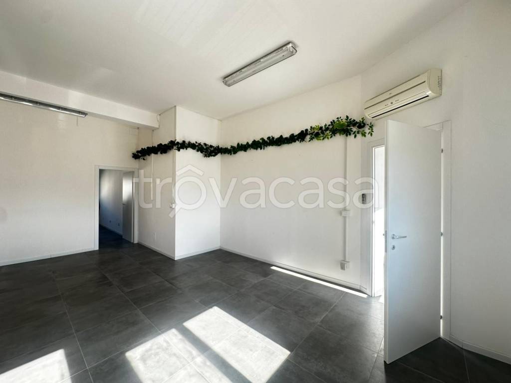 ufficio in affitto a Castenaso in zona Villanova