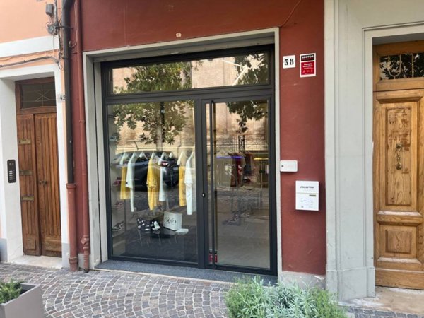 negozio in affitto a Crevalcore