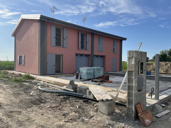 casa indipendente in affitto a Crevalcore