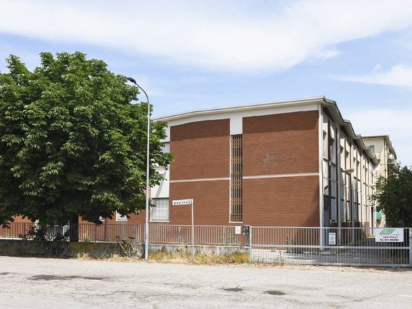 locale commerciale in affitto a Crevalcore