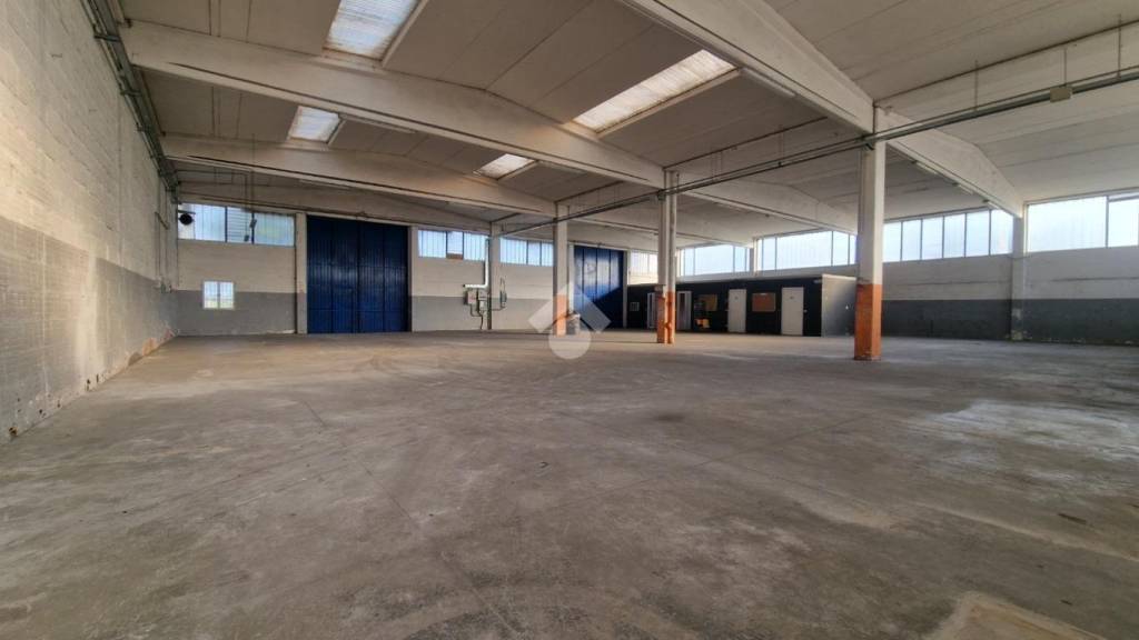 locale commerciale in affitto a Dozza in zona Toscanella