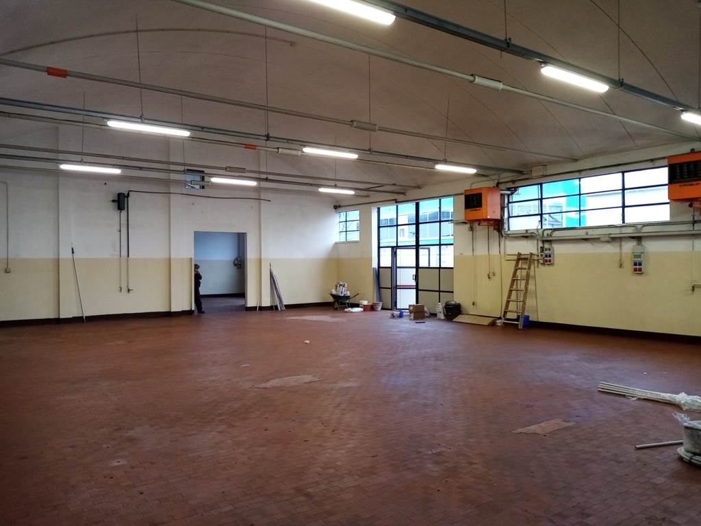 locale commerciale in affitto a Granarolo dell'Emilia in zona Cadriano