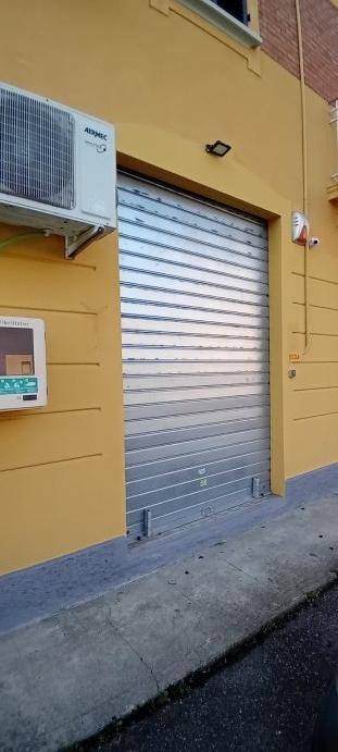 negozio in affitto a Granarolo dell'Emilia in zona Viadagola