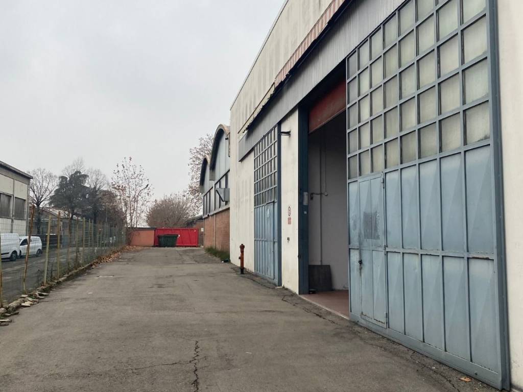 locale di sgombero in affitto a Granarolo dell'Emilia in zona Quarto Inferiore