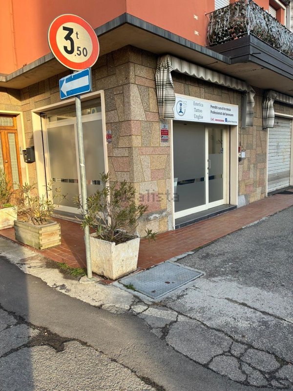 negozio in affitto a Granarolo dell'Emilia