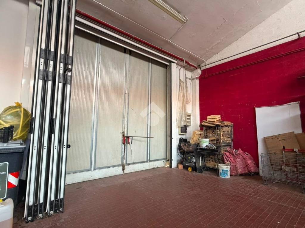 locale commerciale in affitto a Granarolo dell'Emilia in zona Quarto Inferiore
