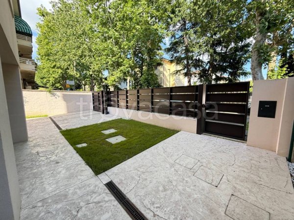casa indipendente in affitto ad Imola