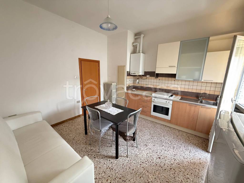 appartamento in affitto ad Imola