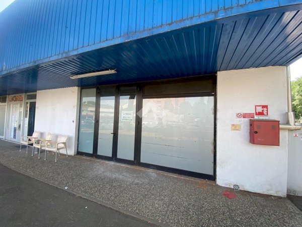 negozio in affitto ad Imola in zona Pedagna