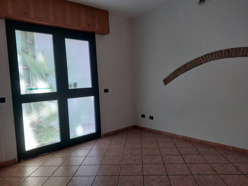 negozio in affitto ad Imola in zona Centro Storico