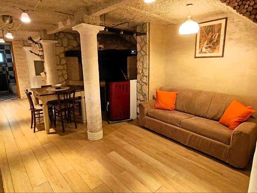 casa indipendente in affitto ad Imola