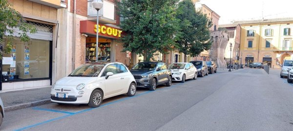 casa indipendente in affitto ad Imola in zona Centro Storico