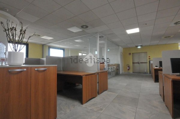 ufficio in affitto ad Imola