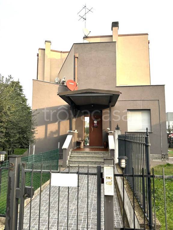 appartamento in affitto ad Imola