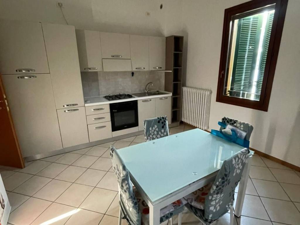 appartamento in affitto ad Imola