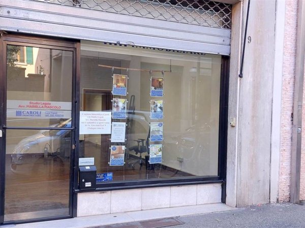 negozio in affitto ad Imola in zona Centro Storico