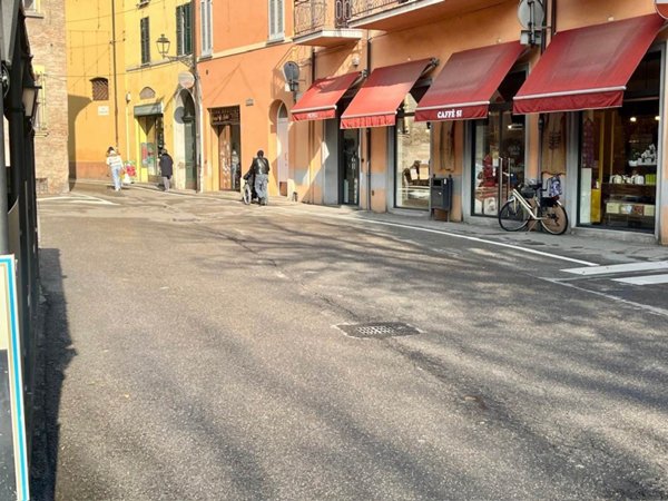 negozio in affitto ad Imola in zona Centro Storico