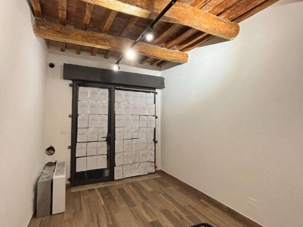 negozio in affitto ad Imola in zona Centro Storico