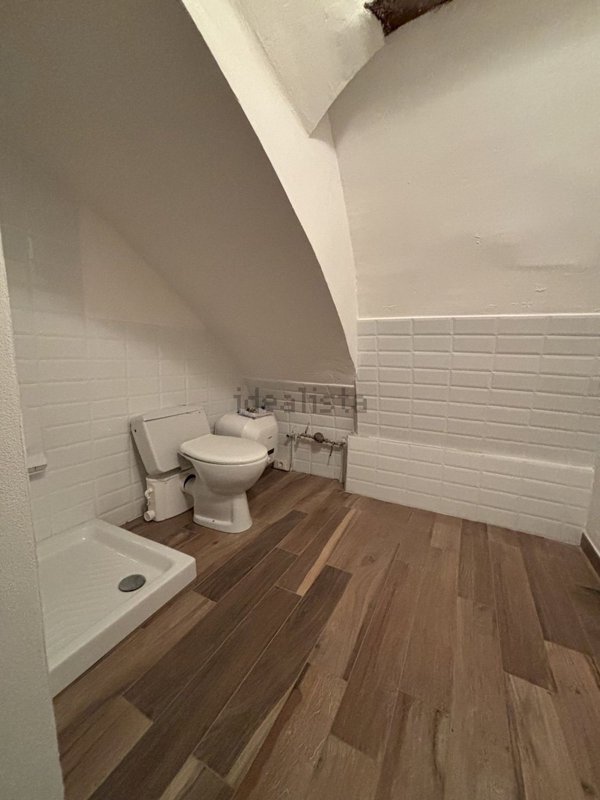 locale commerciale in affitto ad Imola in zona Centro Storico