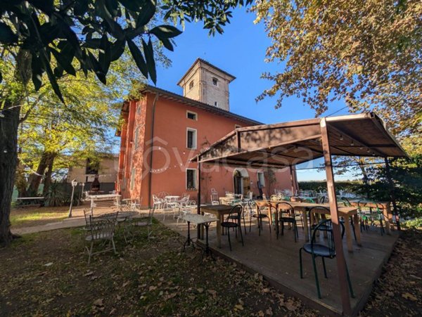 negozio in affitto ad Imola