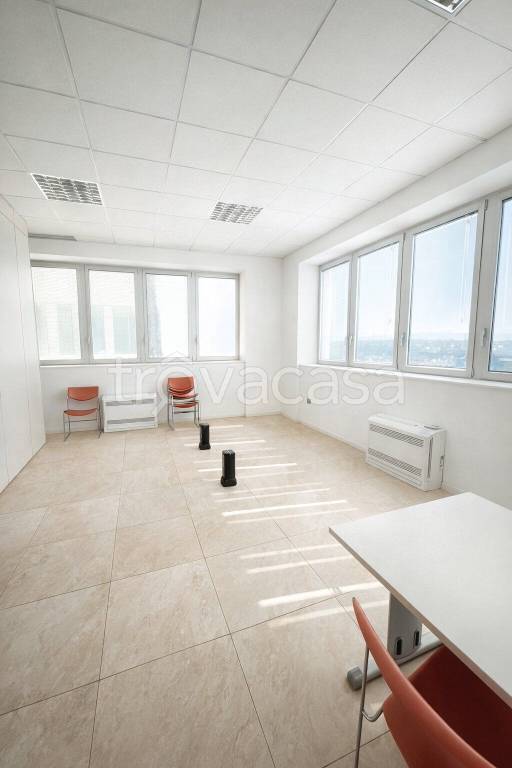 ufficio in affitto ad Imola