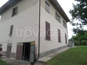 casa indipendente in affitto ad Imola