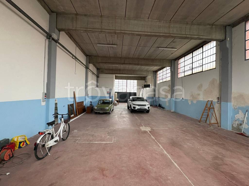 locale commerciale in affitto ad Imola in zona Centro Storico