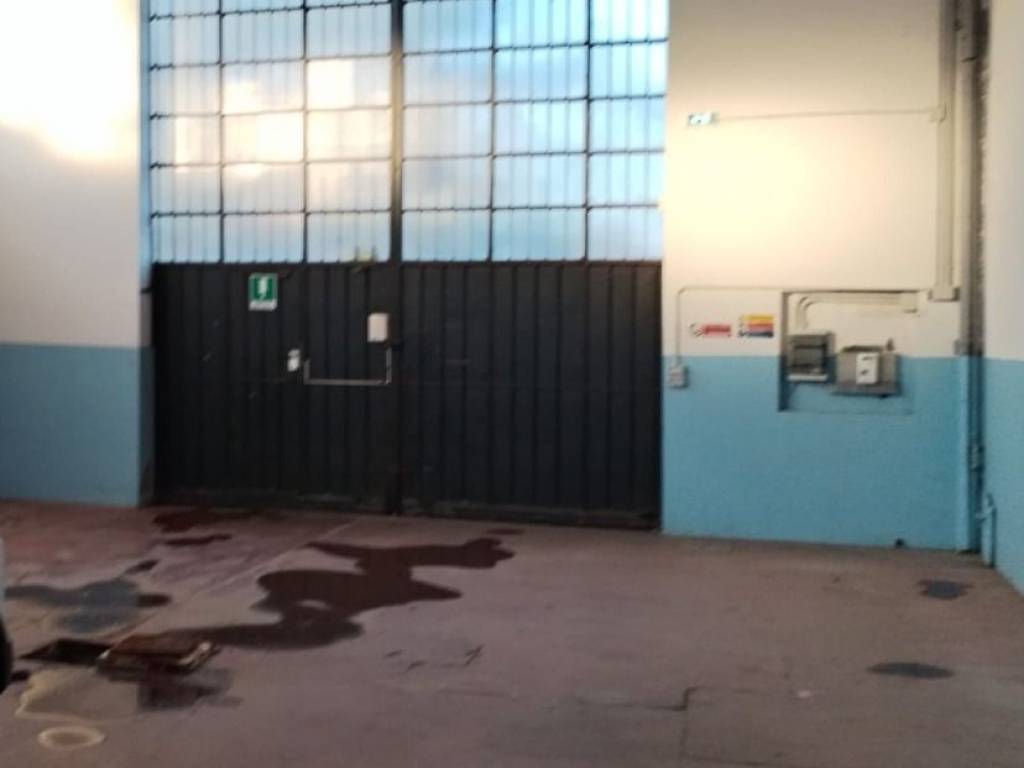locale commerciale in affitto ad Imola in zona Area Industriale