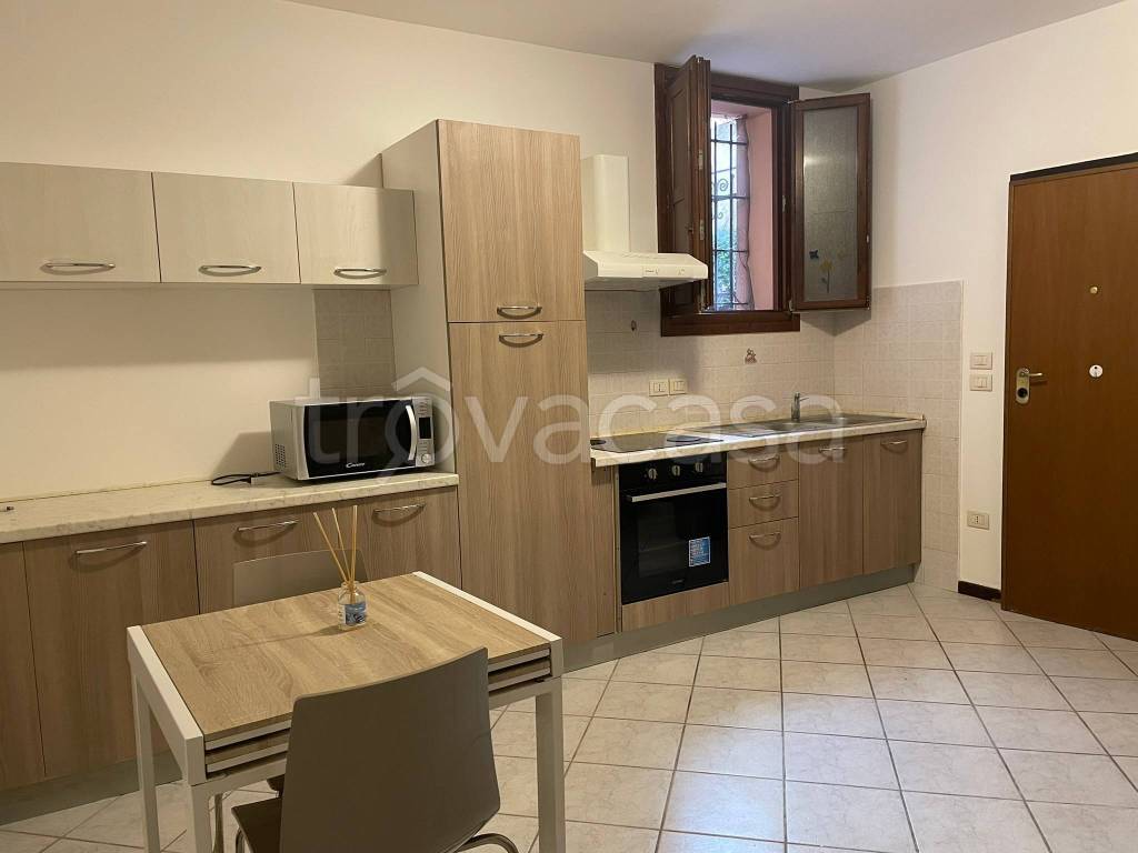 appartamento in affitto ad Imola in zona Centro Storico