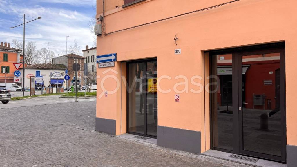 negozio in affitto ad Imola in zona Centro Storico