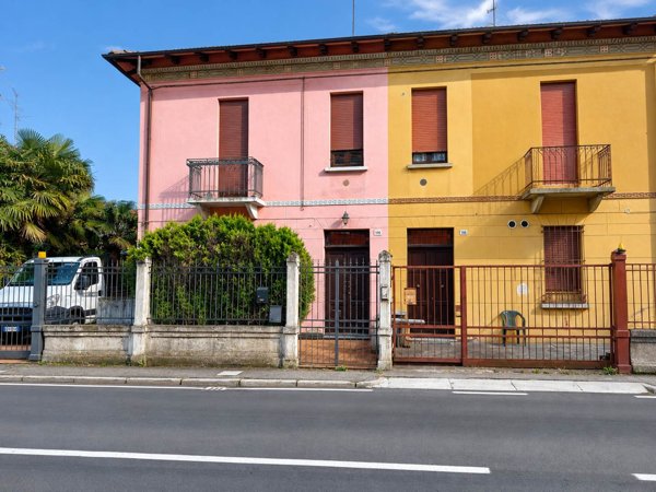 appartamento in affitto ad Imola in zona Centro Storico