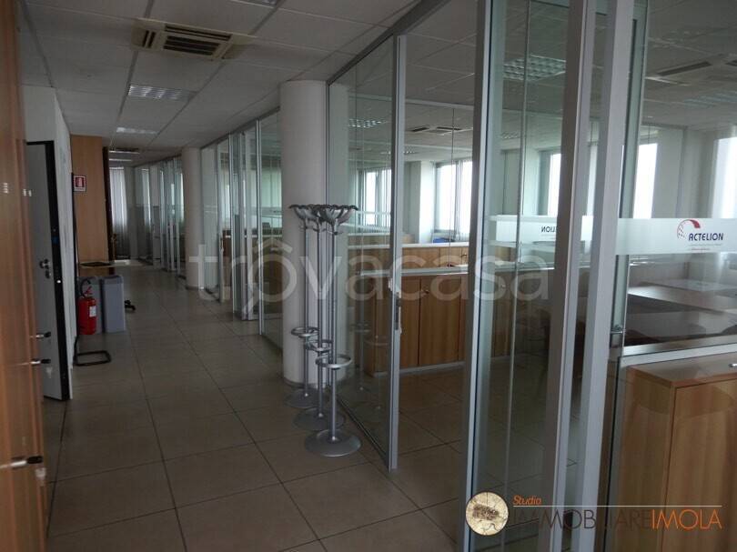 ufficio in affitto ad Imola in zona Area Industriale