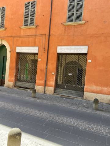negozio in affitto ad Imola in zona Centro Storico
