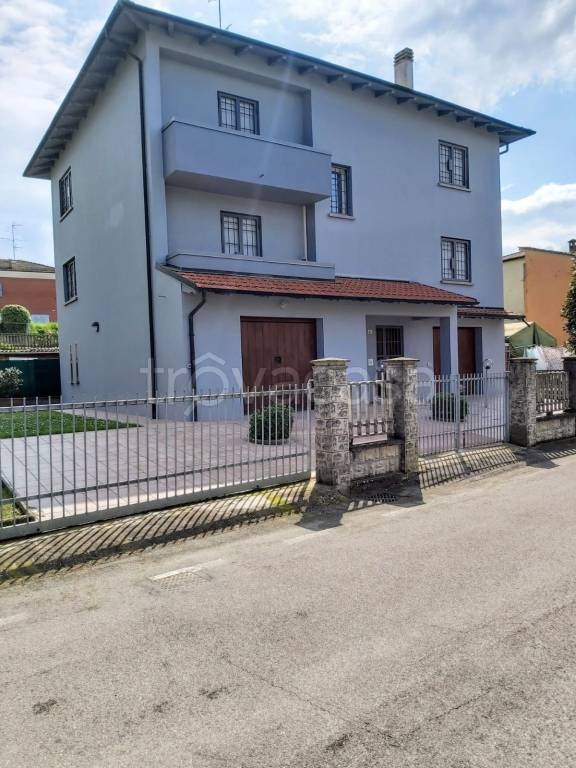 appartamento in affitto a Malalbergo in zona Casoni