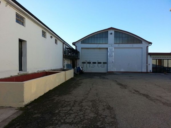 negozio in affitto a Malalbergo in zona Casoni