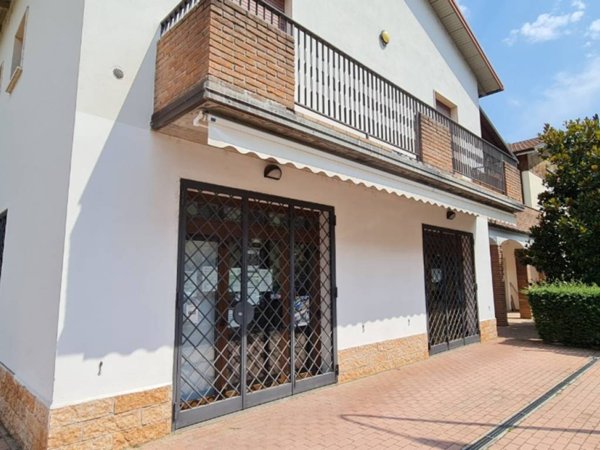 negozio in affitto a Marzabotto