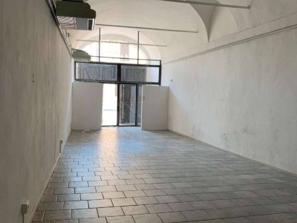 negozio in affitto a Medicina